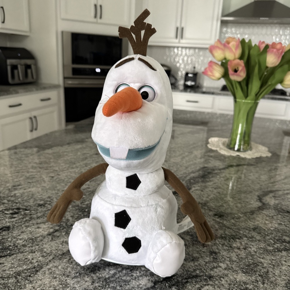 Disney Frozen 2 Follow Me Friend 17" Olaf Toy Singing‎ Talking Moves #24